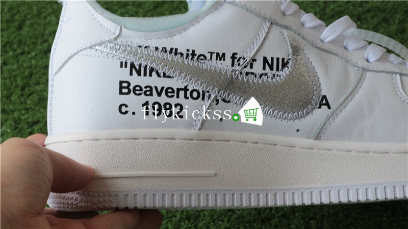 Nike Air Force 1\'07 Off White